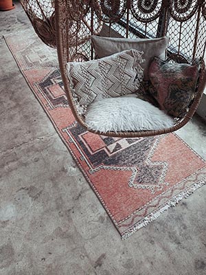 Benefits of purchasing authentic Navajo woven furniture